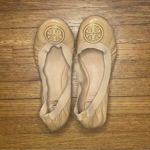 Tory Burch | Caroline Ballet Flat | Tan Patent Leather Like-New